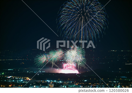 Hokkaido Artistic Fireworks 120380026