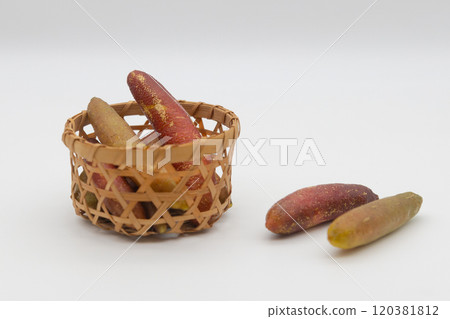 Finger limes in a basket: a rare citrus fruit native to Australia Finger limes in a basket: a rare citrus fruit native to Australia 120381812