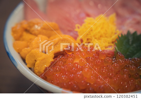 在米的新鮮的海鮮 120382451