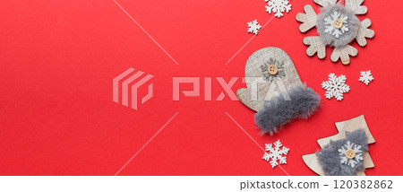 New Year composition white christmas snowflakes. Christmas decor background with pine cones. Top view with copy space 120382862
