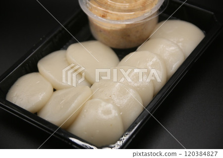 Mochi Mochi 120384827