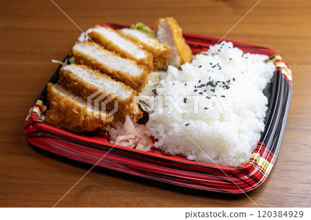 Tonkatsu lunch box Tonkatsu lunch box 120384929