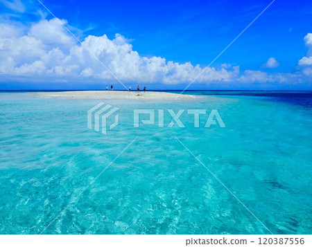 南島風光，翠綠的海 120387556