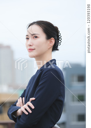 職業婦女被選為專案負責人 120393198