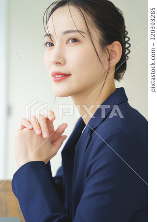A career woman who was selected as a project leader A career woman who was selected as a project leader 120393285
