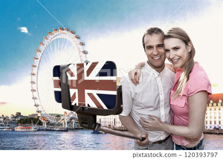 Couple in love taking a selfie with one of London's symbols in England, UK 120393797
