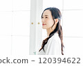 Business image, woman, profile 120394622