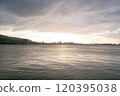 Dusk of freshwater 120395038