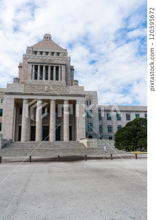 A refreshing blue sky and the view of the National Diet Building, the political center of Japan | October photo | Nagatacho, Chiyoda Ward, Tokyo A refreshing blue sky and the view of the National Diet Building, the political center of Japan | October photo | Nagatacho, Chiyoda Ward, Tokyo 120395672