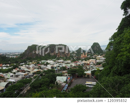 The power spot of Da Nang, Vietnam, "Marble Mountains" The power spot of Da Nang, Vietnam, "Marble Mountains" 120395832