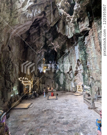 The power spot of Da Nang, Vietnam, "Marble Mountains" The power spot of Da Nang, Vietnam, "Marble Mountains" 120395907