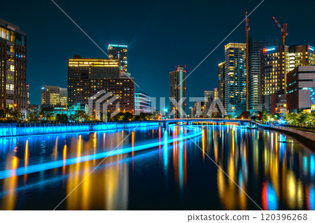 Osaka's waterfront night view: Hotarumachi 120396268