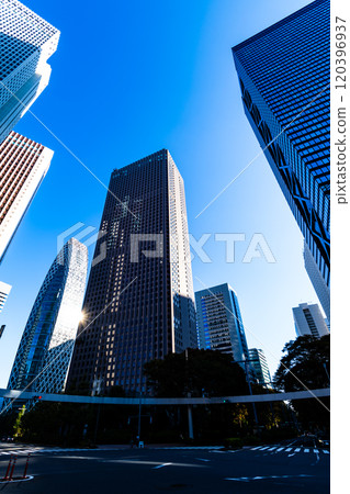 Shinjuku Subcenter Kitadori intersection and skyscrapers 2024.11 c-2 High saturation contrast Shinjuku Subcenter Kitadori intersection and skyscrapers 2024.11 c-2 High saturation contrast 120396937