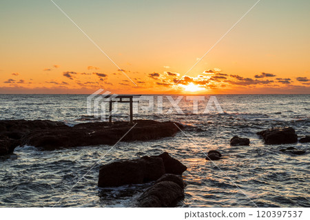 "Ibaraki Prefecture" Torii gate and sunrise on the coast of Oarai Isosaki Shrine "Ibaraki Prefecture" Torii gate and sunrise on the coast of Oarai Isosaki Shrine 120397537