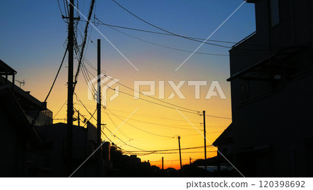 Sunset scenery in a residential area at dusk Sunset scenery in a residential area at dusk 120398692
