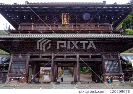 Minobu Mountain Kuonji Sanmon 120399678