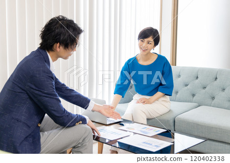 Meeting image 120402338