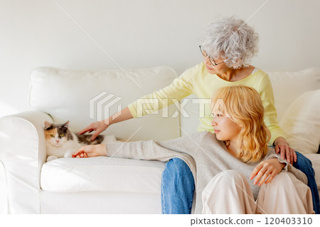 Living with cats Living with cats 120403310