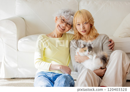 Living with cats 120403328