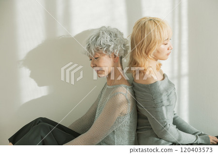 Back-to-back parent and child 120403573