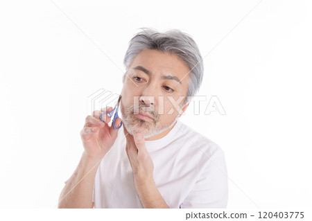 Beauty image of middle-aged men 120403775