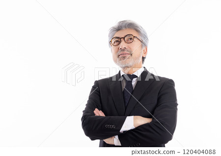 灰髮商人抬頭 120404088