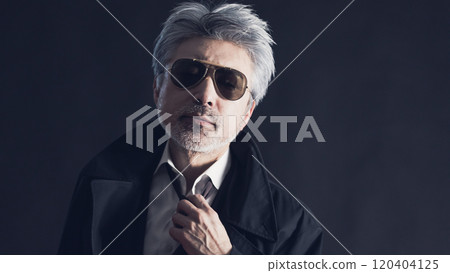 Detective who finished his work Detective who finished his work 120404125
