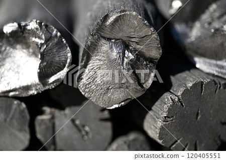 Fracture surface of charcoal (binchotan) [background material] 120405551
