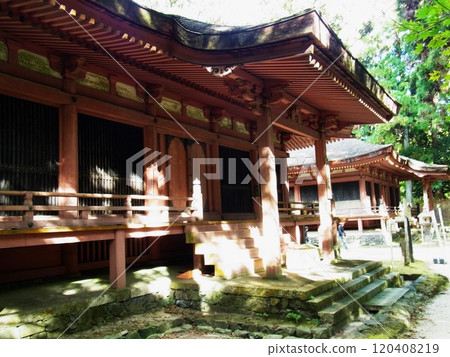 延歷寺西塔的代表建築以外的殿堂 延歷寺西塔的代表建築以外的殿堂 120408219