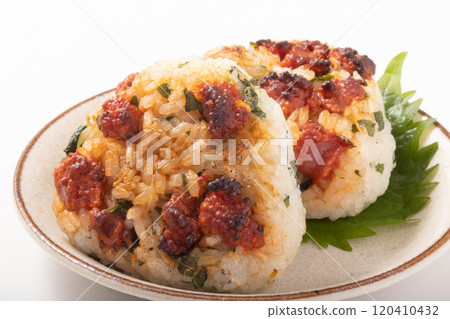 Grilled Muscle Roe and Grilled Rice Balls Grilled Muscle Roe and Grilled Rice Balls 120410432