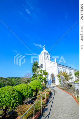 初秋的天主教大江教堂，熊本縣天草市 120414305