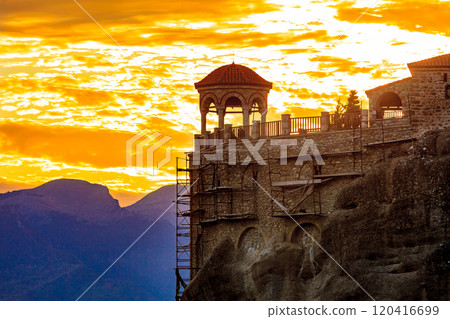 Sunset over Varlaam monastery in Meteora, Greece Sunset over Varlaam monastery in Meteora, Greece 120416699