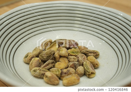 Shelled pistachios 120416846
