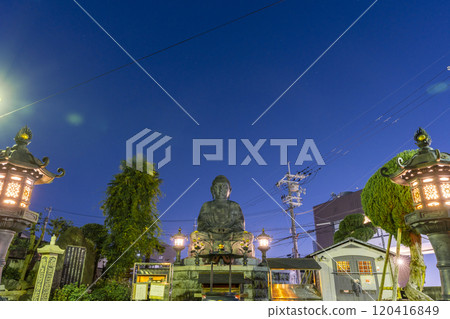 Ishikiri Daibutsu at night (Higashi Ishikiricho, Higashi Osaka City) 120416849