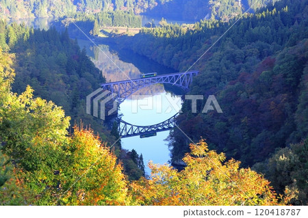 Tadami Line and autumn leaves from the First Tadami River Bridge viewpoint 120418787