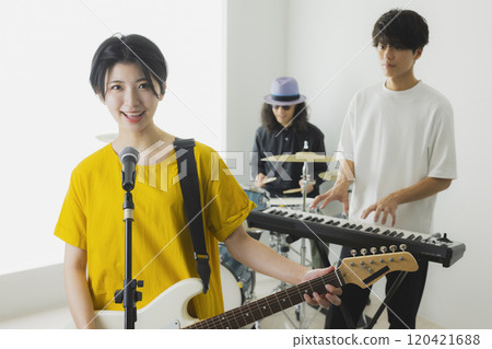 Band Live 120421688