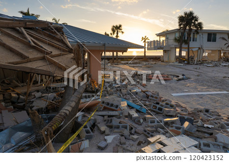 Destroyed house on ocean shore. Hurricane Milton consequences in Manasota Key, Florida. Storm surge severe damage. Destroyed house on ocean shore. Hurricane Milton consequences in Manasota Key, Florida. Storm surge severe damage. 120423152