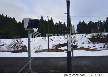 從JR東日本磐越西線津川站至真下站的車窗所看到的景色（2022年12月） 120424733