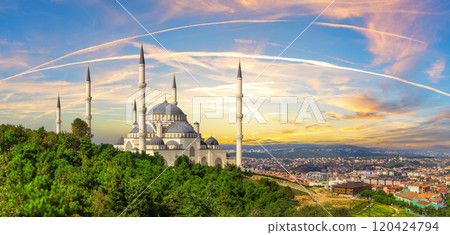 Istanbul Big Camlica Mosque, beautiful skyline panorama, Turkey Istanbul Big Camlica Mosque, beautiful skyline panorama, Turkey 120424794