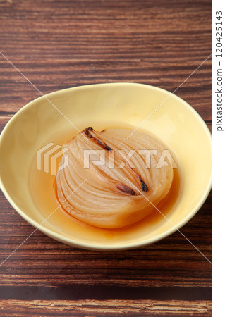 Grilled onions Grilled onions 120425143