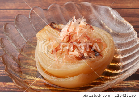 Grilled onions Grilled onions 120425150