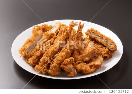 Pork cutlet, fillet cutlet, fried shrimp, fried chicken Pork cutlet, fillet cutlet, fried shrimp, fried chicken 120431712