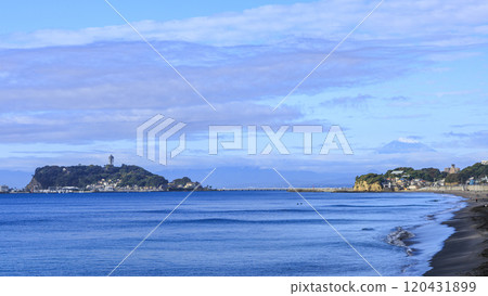 Enoshima, Koyurugi and Mt. Fuji as seen from Shichirigahama Enoshima, Koyurugi and Mt. Fuji as seen from Shichirigahama 120431899
