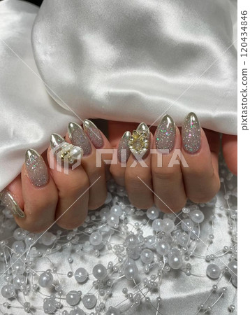 Elegant nail Elegant nail 120434846