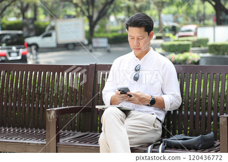 Asian Busimess People Asian Busimess People 120436772