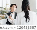Business image meeting 2 people 120438367