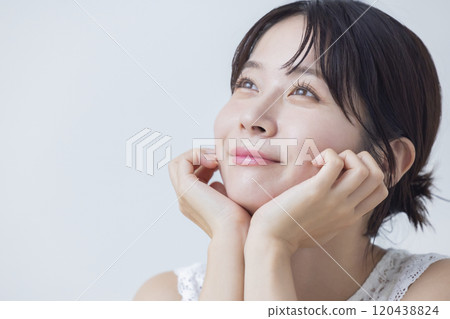 Beauty image Portrait of young woman Beauty image Portrait of young woman 120438824