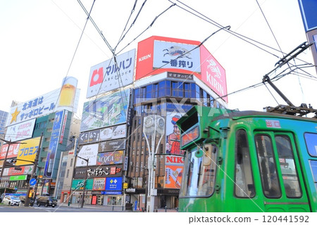 北海道札幌薄野風景 北海道札幌薄野風景 120441592