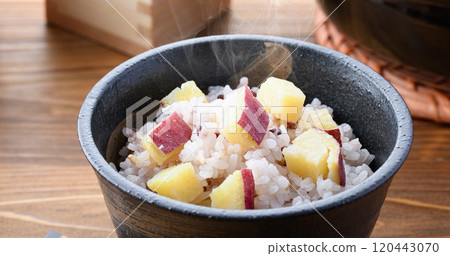 Multigrain rice with sweet potato Multigrain rice with sweet potato 120443070