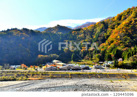 View of the area around Otari Roadside Station (Otari Village, Nagano Prefecture) [2024.11] 120445096